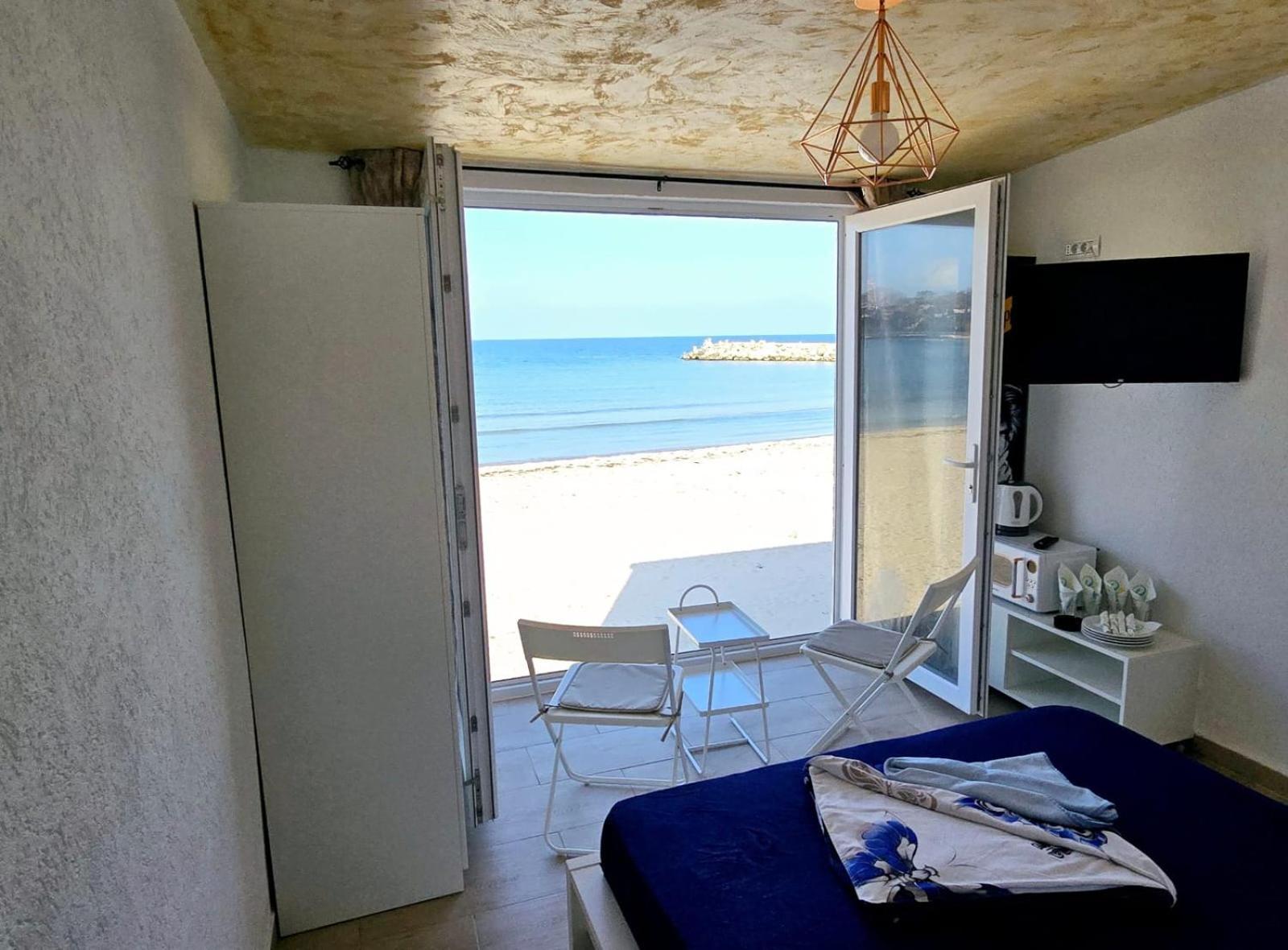 Lazy Lounge Apartments Mangalia Bagian luar foto